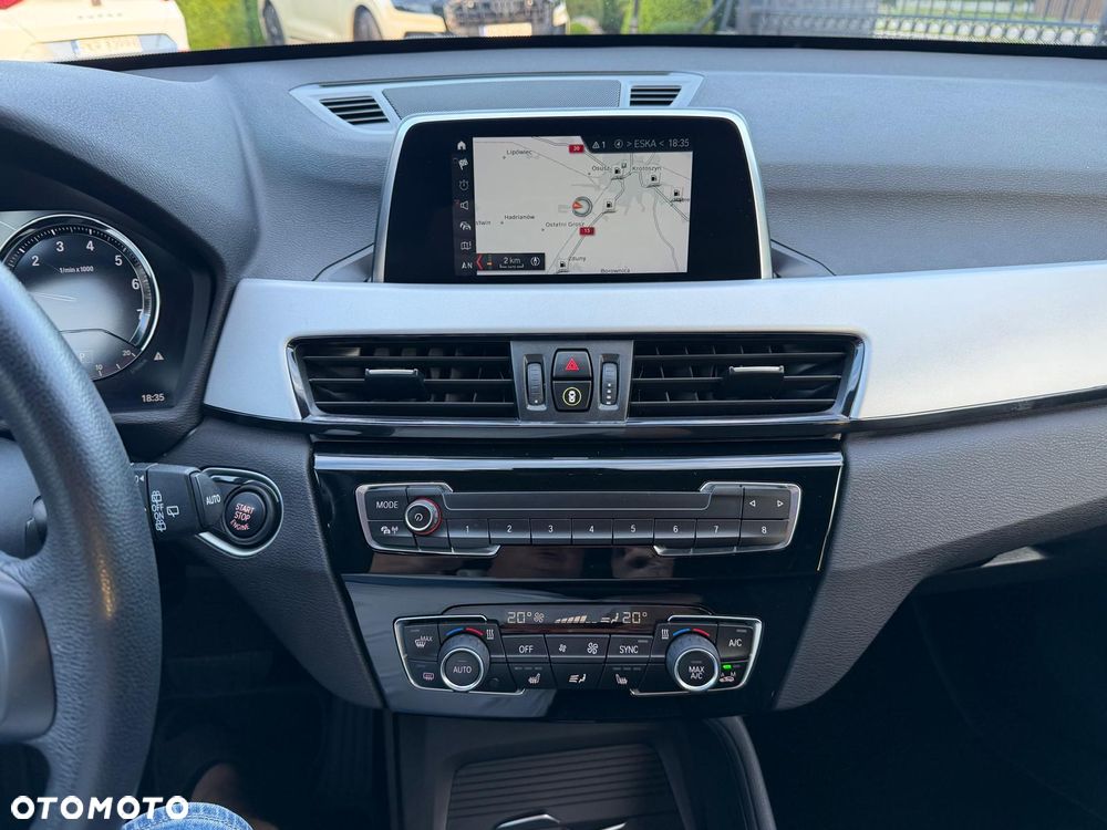 BMW X1 sDrive18i Business Edition - 8