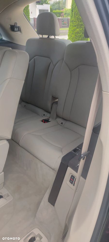 Audi Q7 - 16