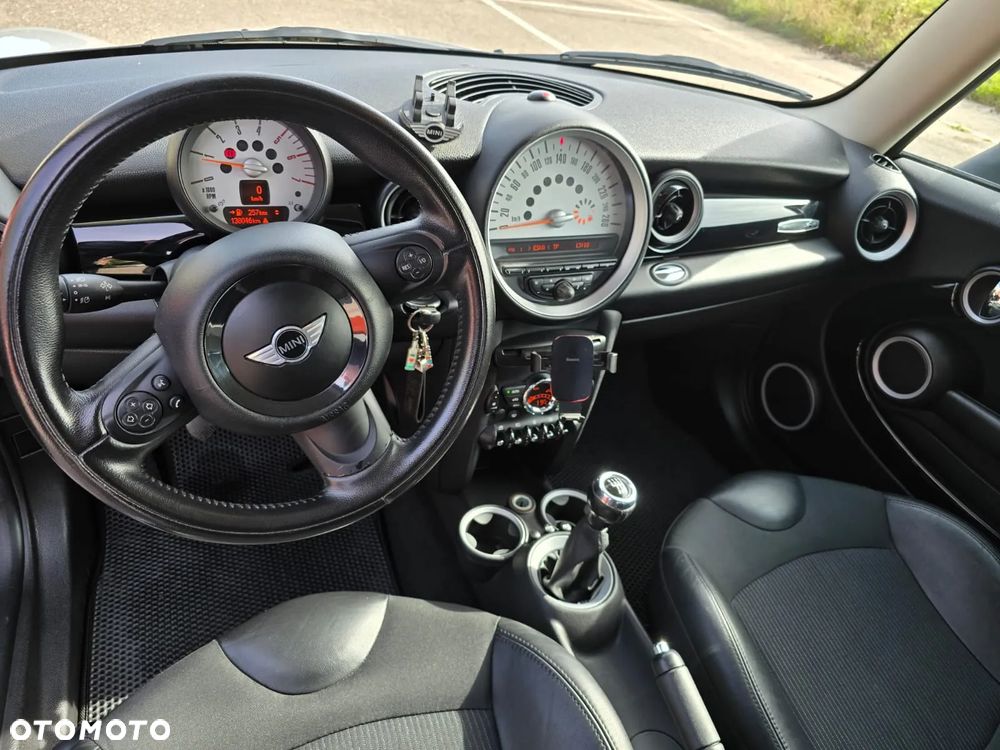 MINI Cooper D - 18