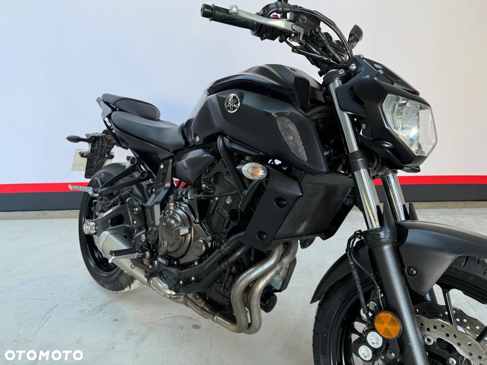 Yamaha MT - 7