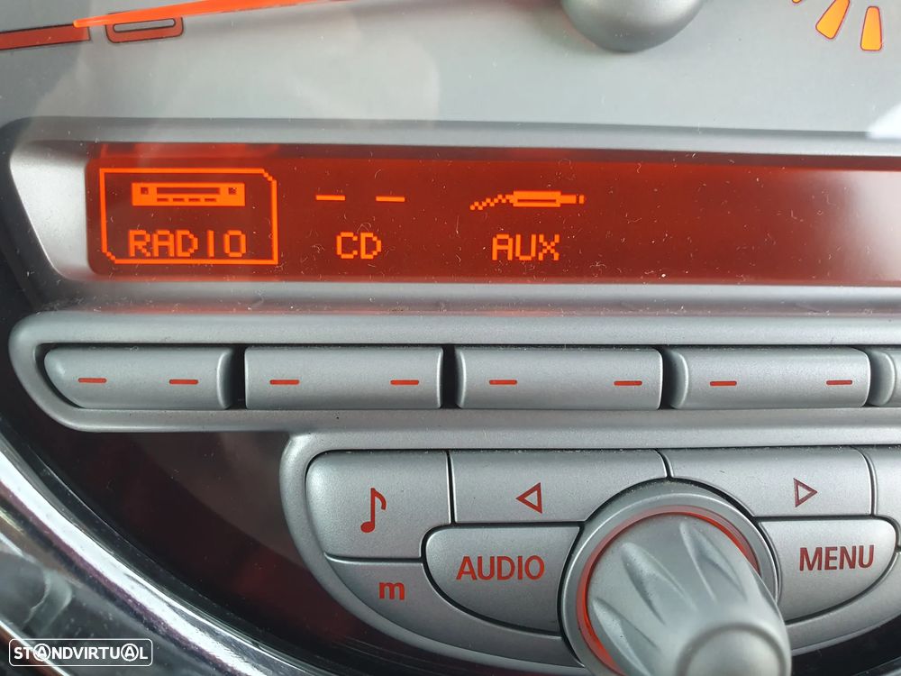 MINI 3 Portas Cooper D - 11