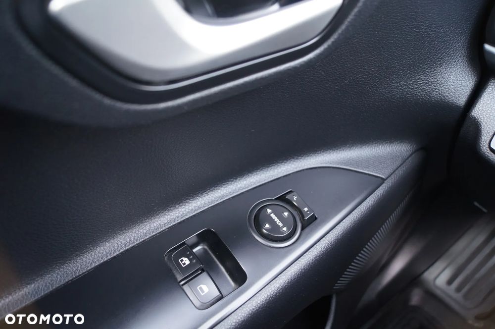 Kia Rio 1.2 L Business Line - 39