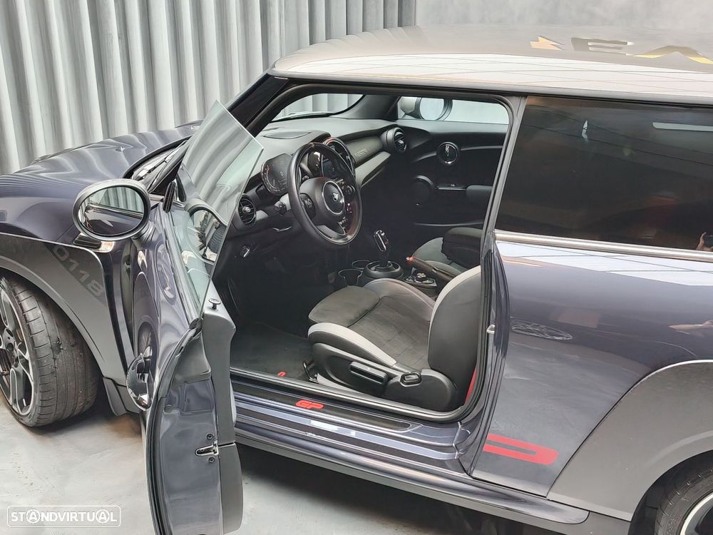 MINI 3 Portas John Cooper Works GP Aut. - 6