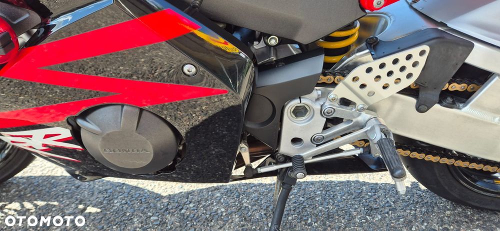 Honda CBR - 7