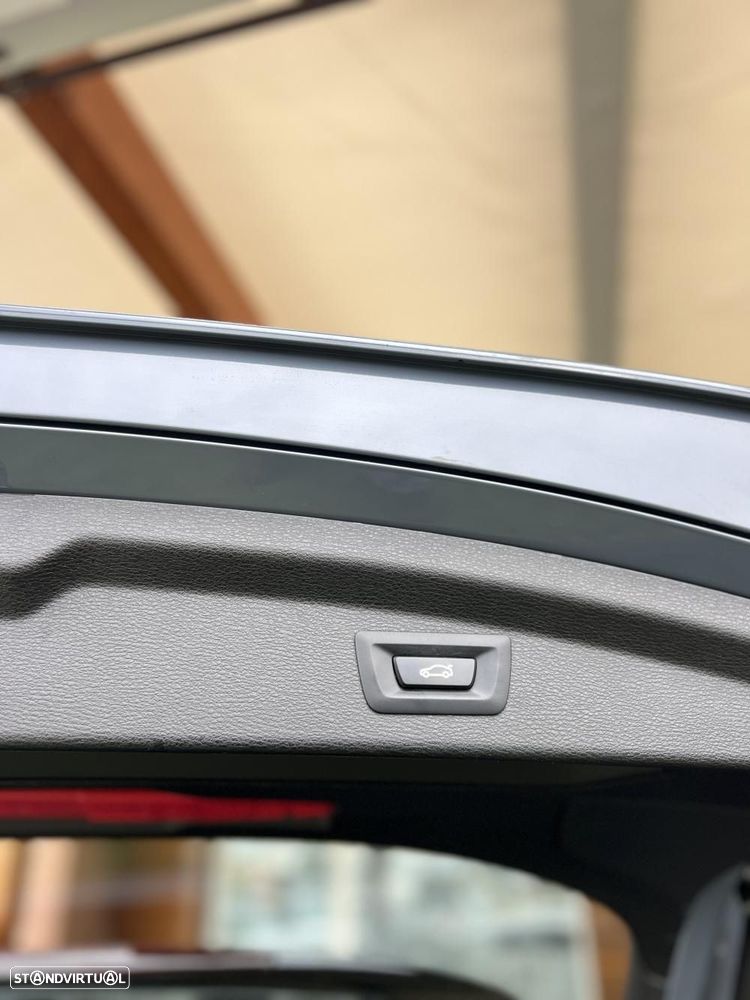 BMW X2 25 e xDrive Pack M - 29