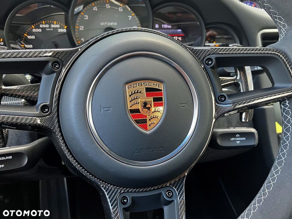 Porsche 911 - 22