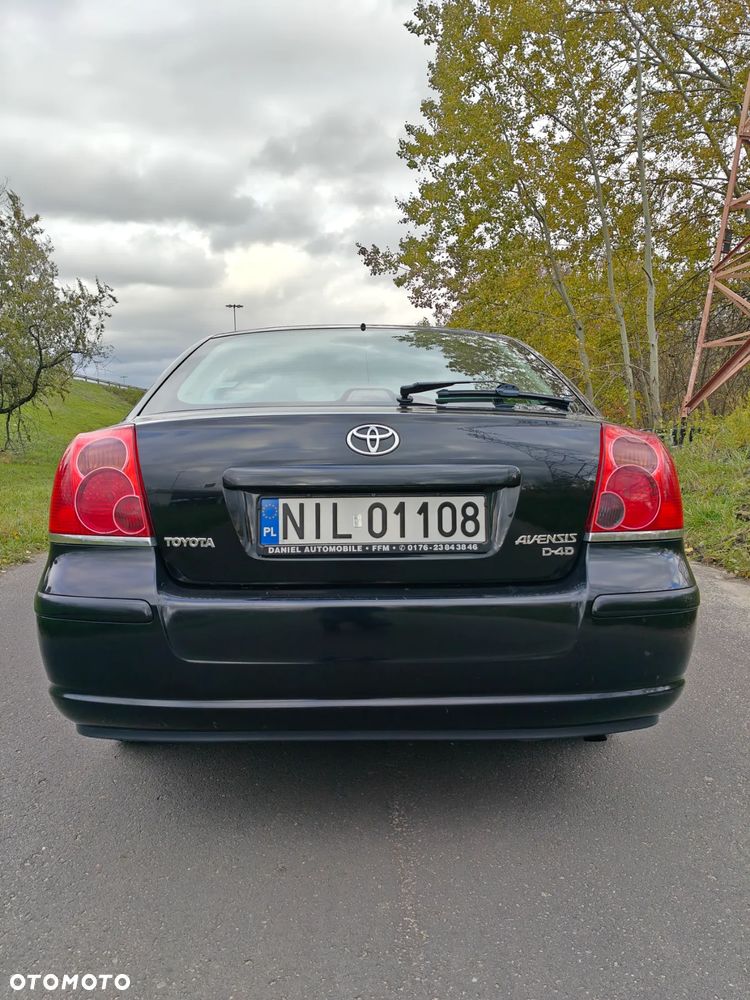 Toyota Avensis - 5