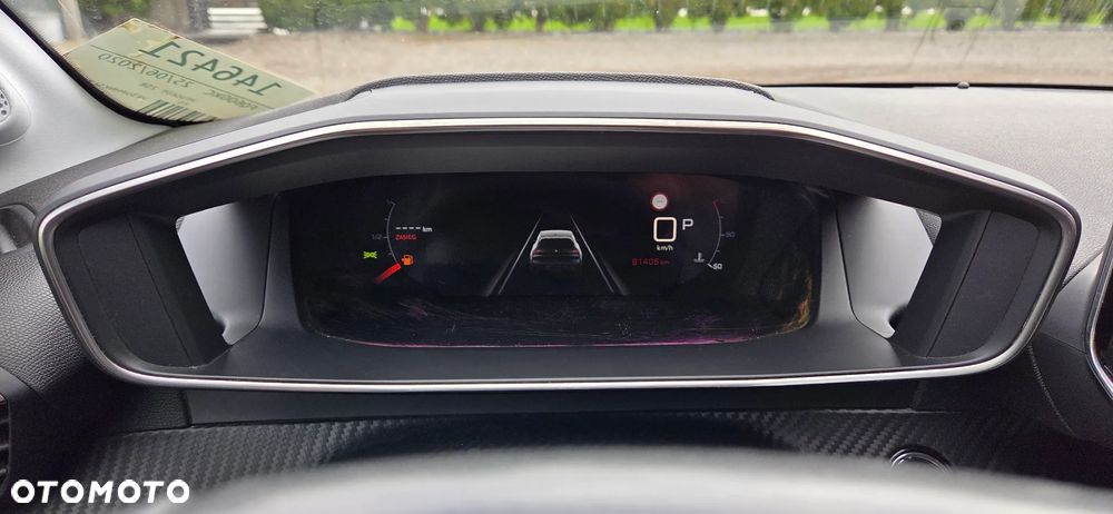 Peugeot 208 - 14