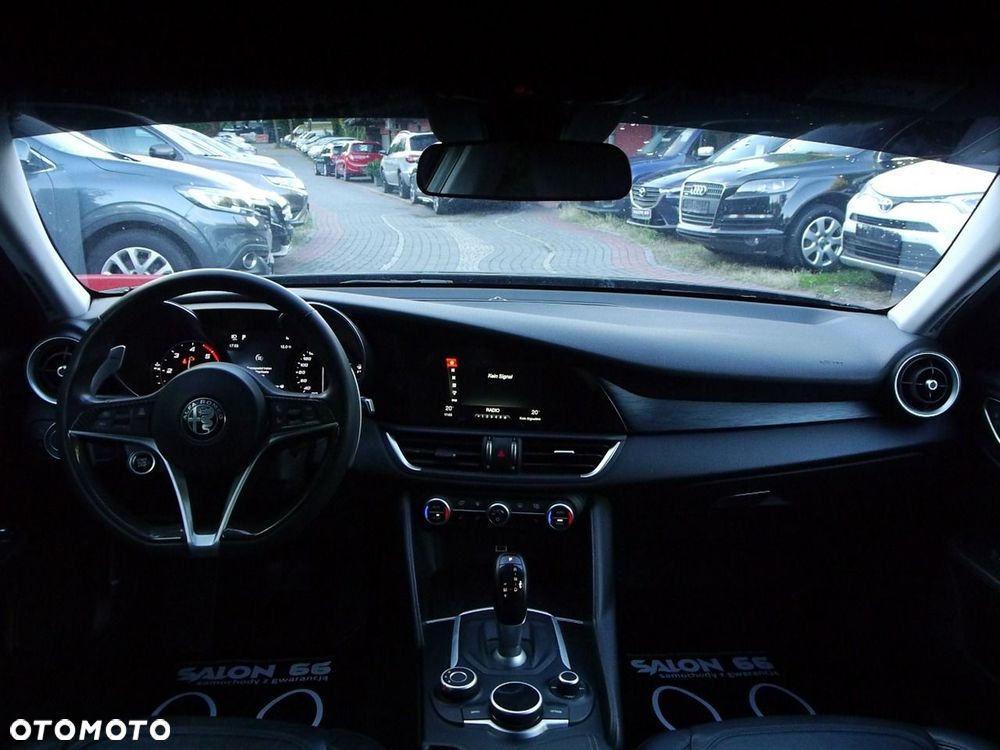 Alfa Romeo Giulia - 20