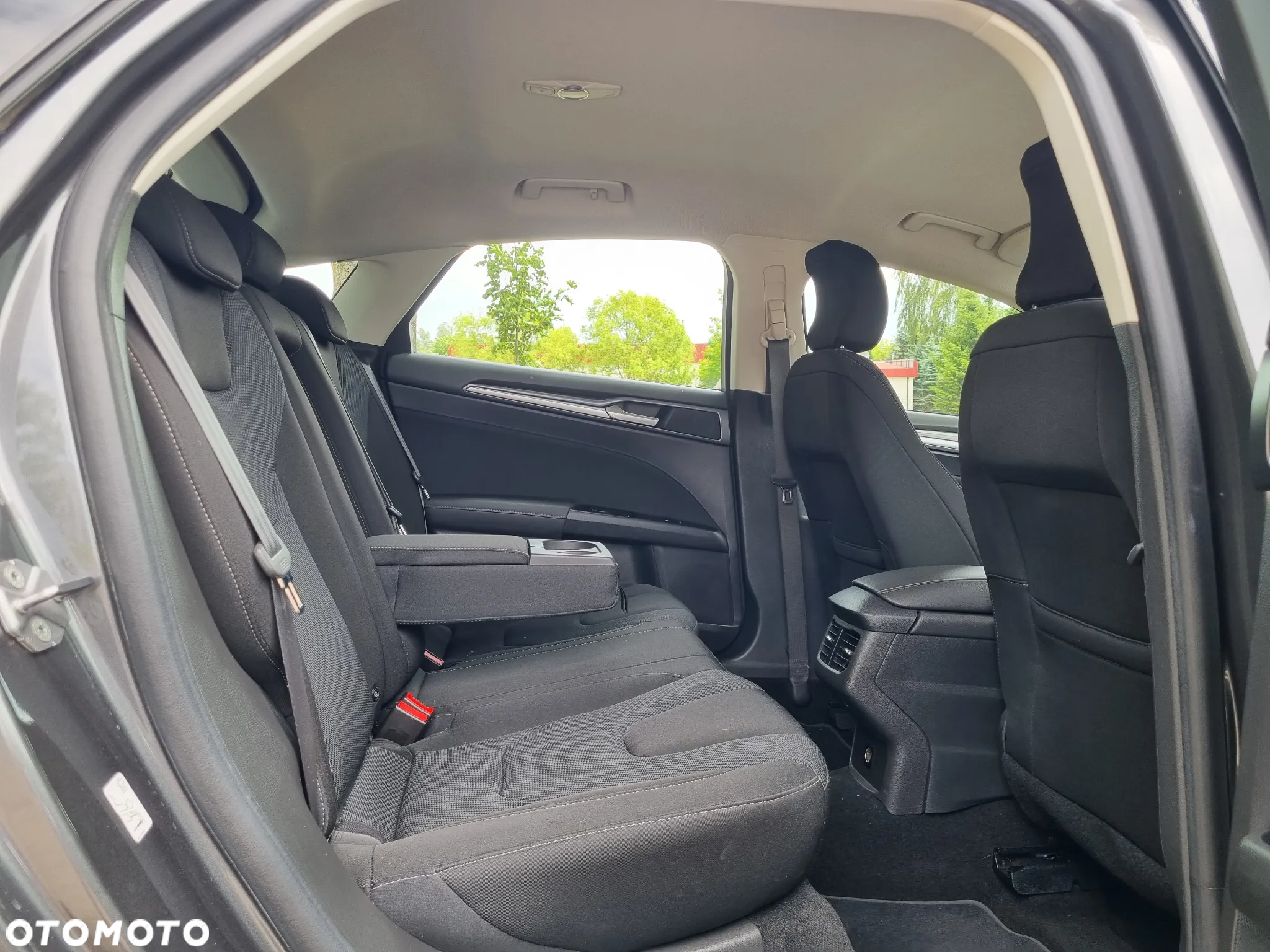Ford Mondeo 1.5 EcoBoost Start-Stopp Titanium - 12