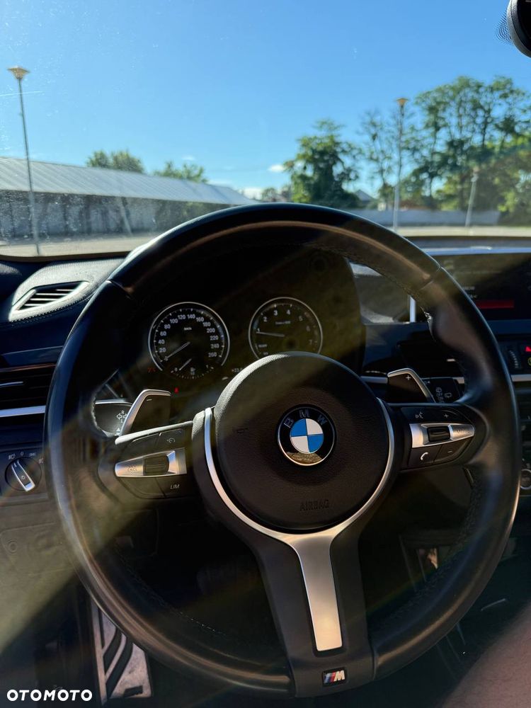 BMW X2 M35i Edition GoldPlay - 8