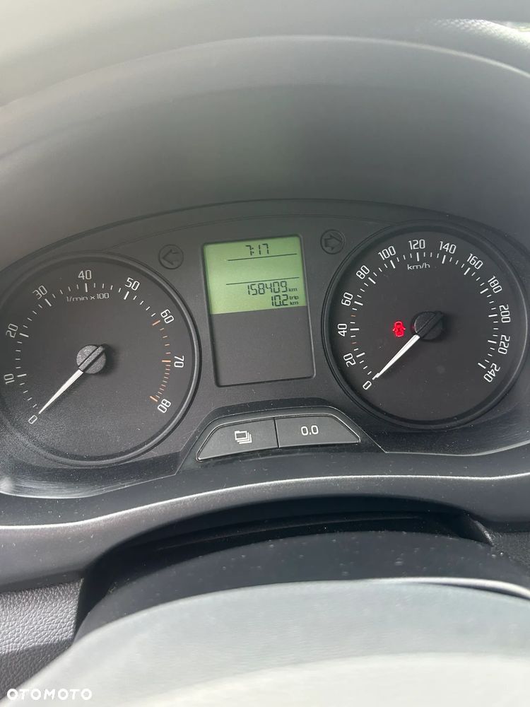 Skoda Fabia - 11