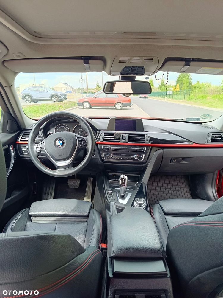 BMW Seria 3 320d Sport Line - 8