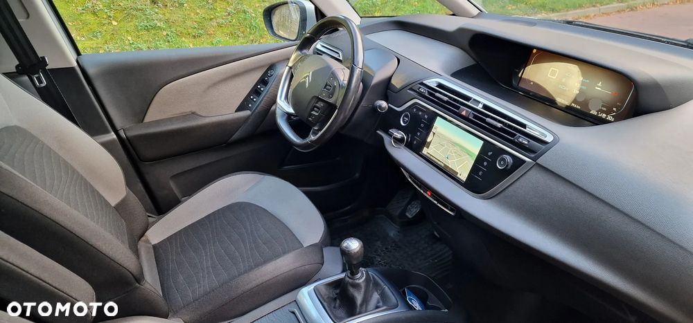 Citroën C4 Picasso - 28