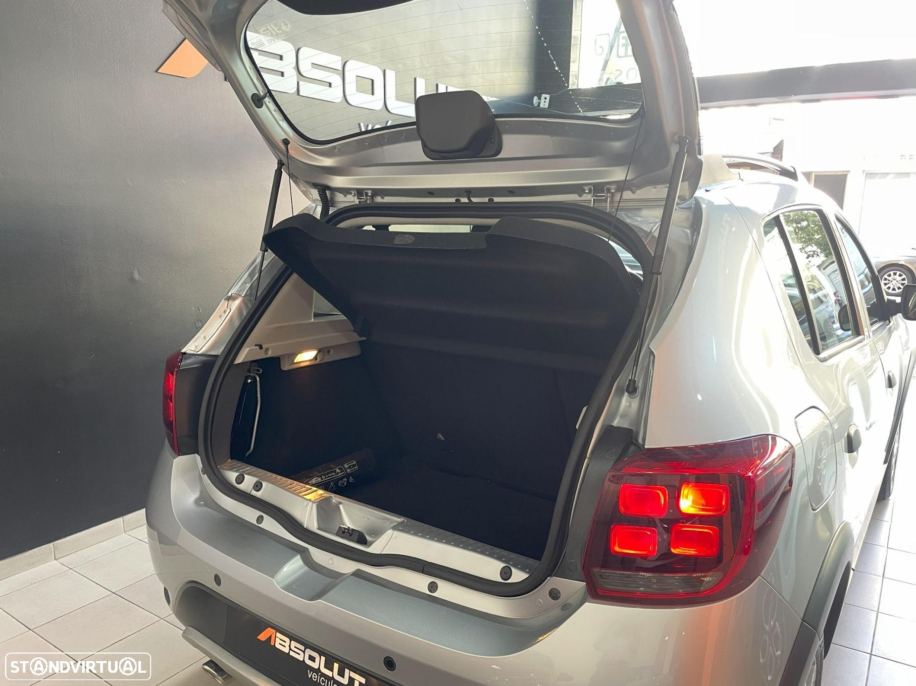Dacia Sandero 0.9 TCe Comfort - 11