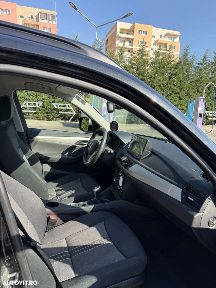 BMW X1 sDrive20d - 10