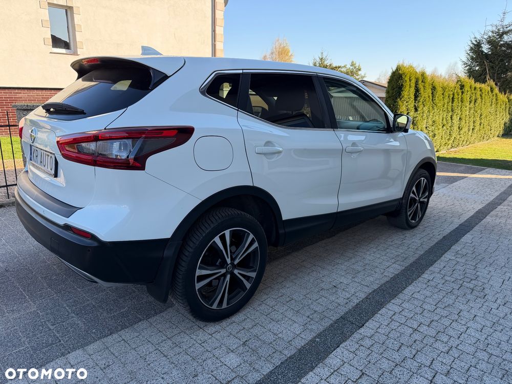 Nissan Qashqai 1.5 dCi N-Connecta - 27