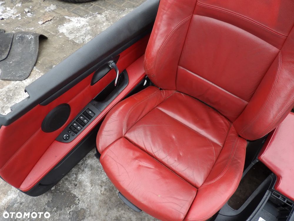 BMW - E93 - FOTELE , KANAPA , BOCZKI - TUNEL ŚRODKOWY - OGRZEWANE - UK - 2
