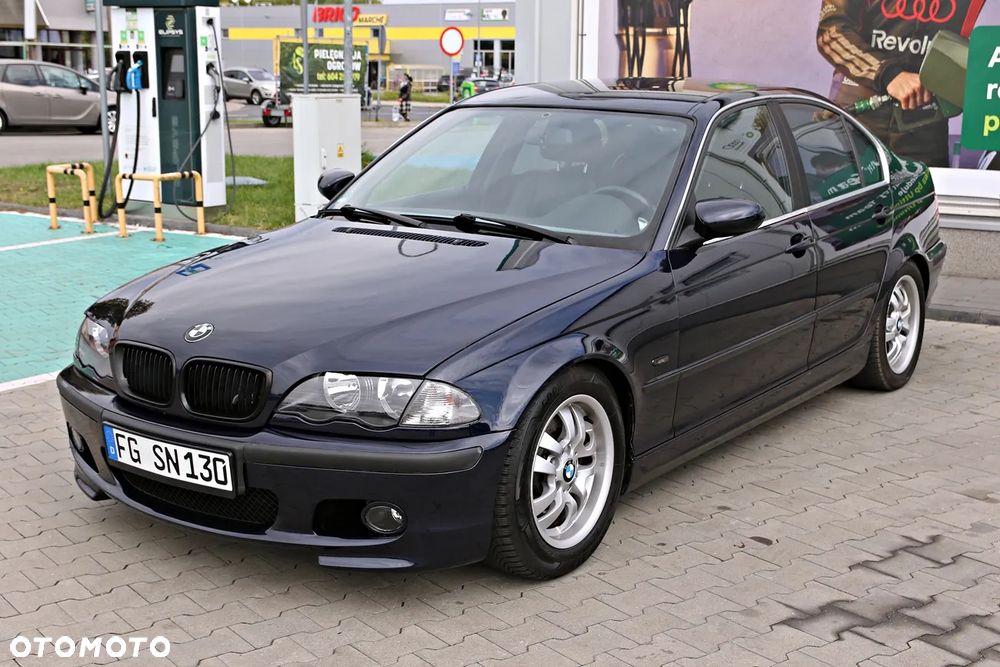 BMW Seria 3 320i - 3