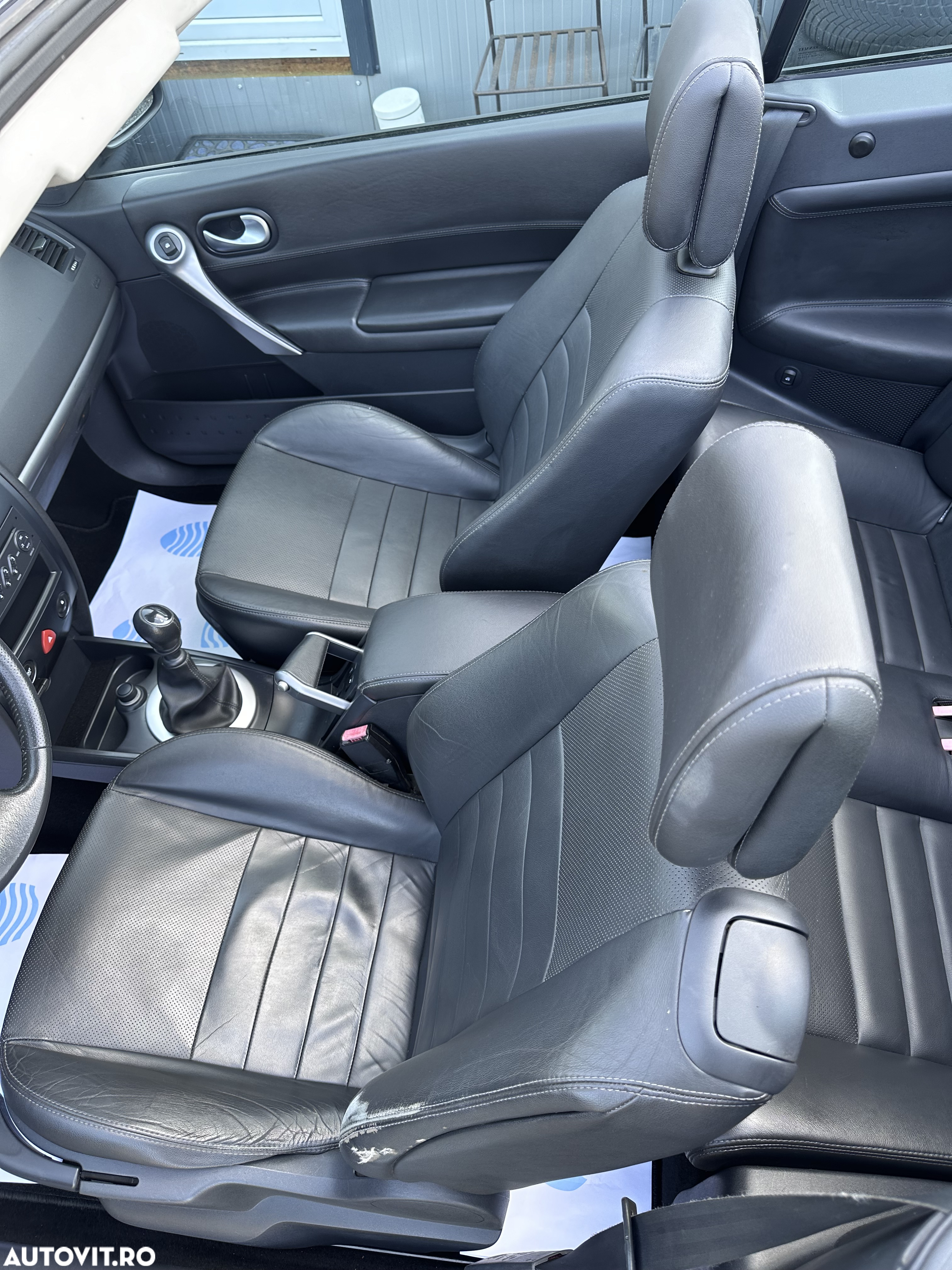 Renault Megane 2.0 Coupe-Cabriolet Exception - 11