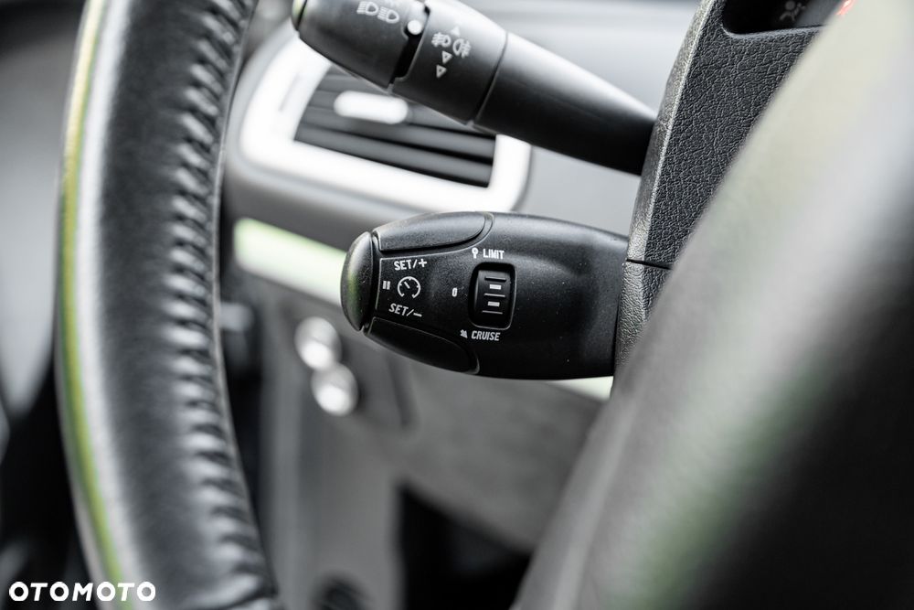Citroën C8 HDi 165 Exclusive - 35