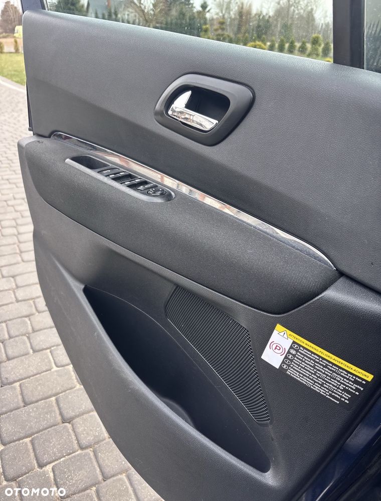 Peugeot 3008 1.6 HDi Premium - 8