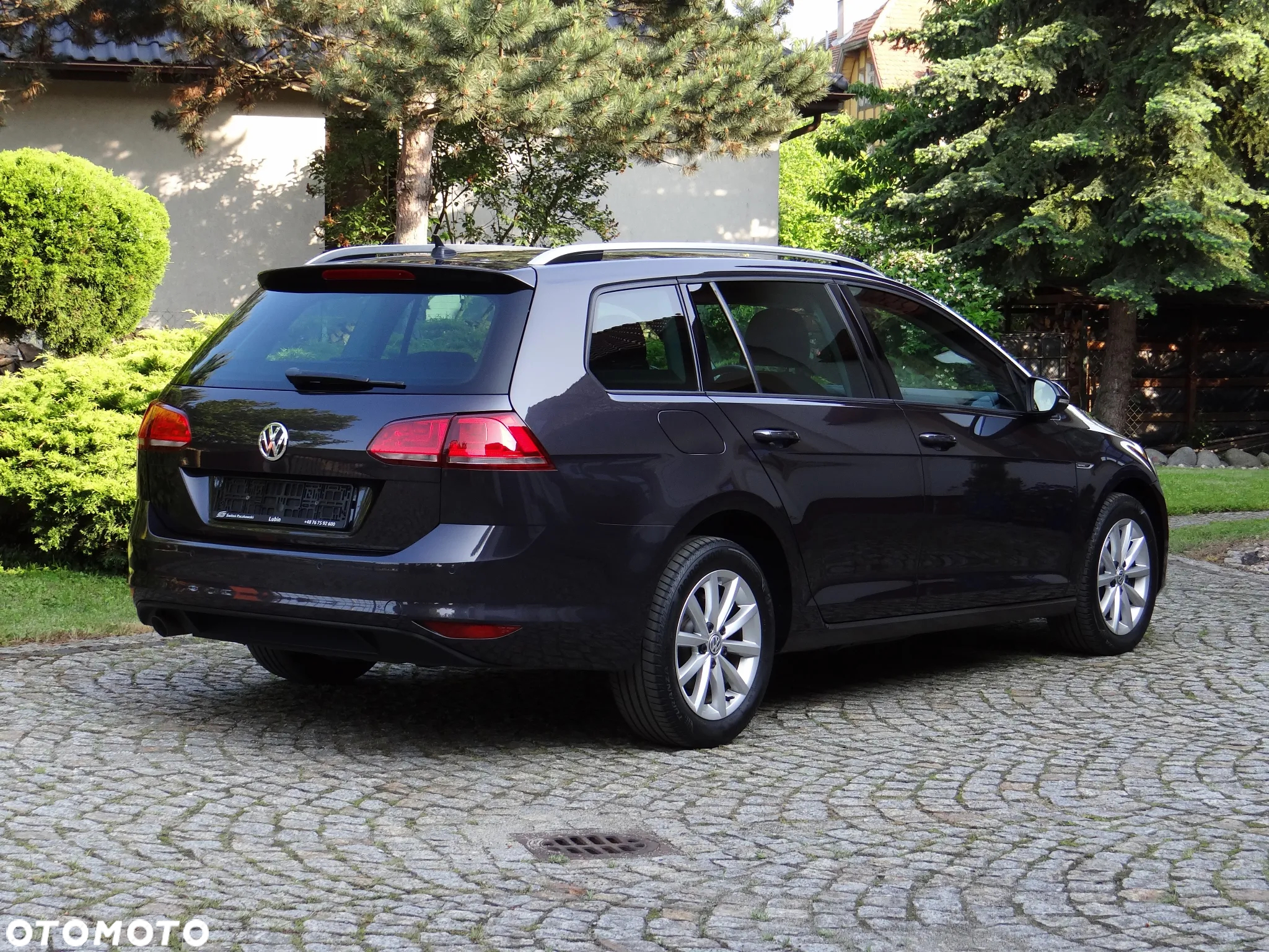 Volkswagen Golf 1.6 TDI BlueMotion Technology Lounge - 3