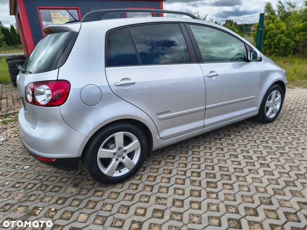 Volkswagen Golf Plus 1.9 TDI DPF United BlueMotion - 19