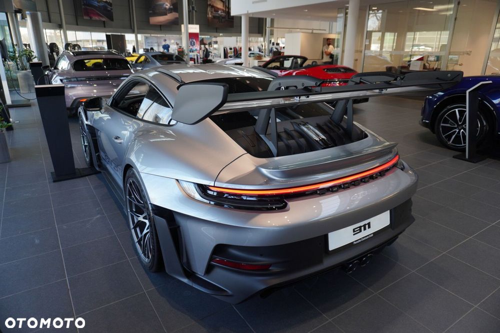 Porsche 911 GT3 RS - 8