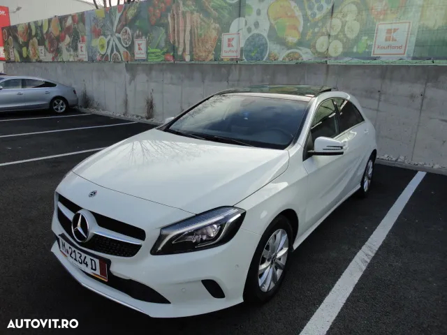 Mercedes-Benz A 180 d 7G-DCT AMG Line - 7