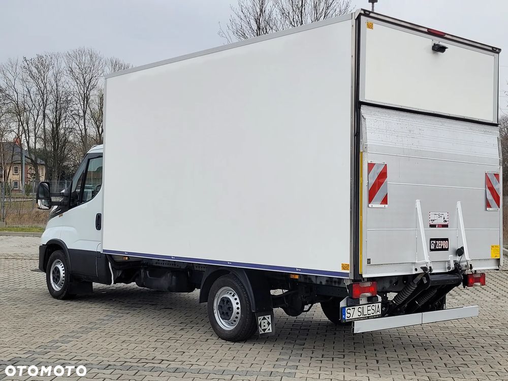 Iveco Daily - 12