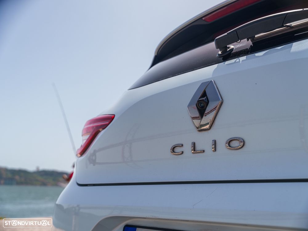 Renault Clio 1.6 E-Tech RS Line - 8