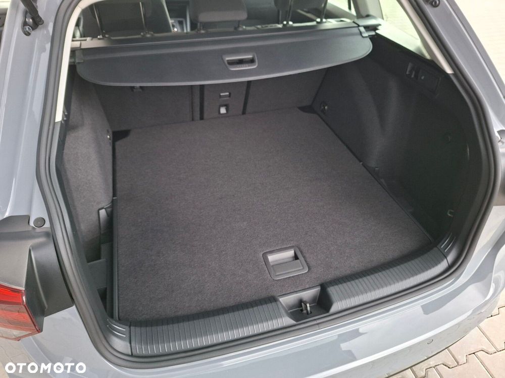 Volkswagen Golf - 14