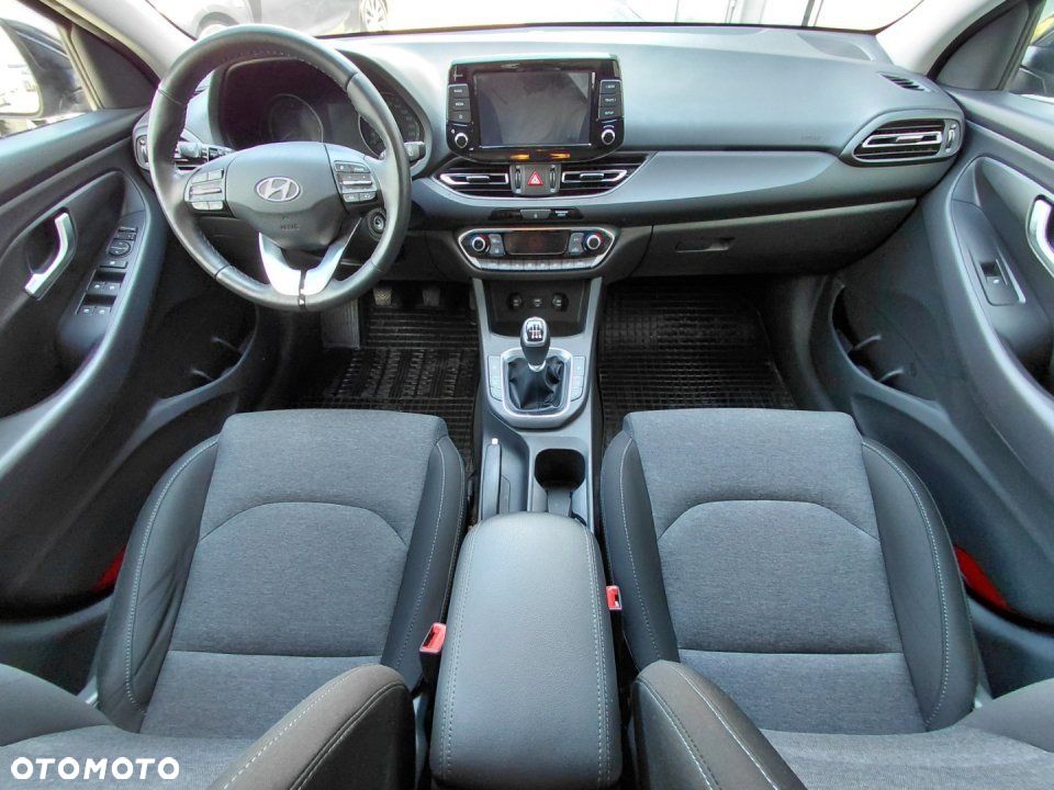 Hyundai i30 - 12