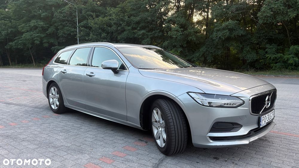 Volvo V90 D4 AWD Momentum - 4