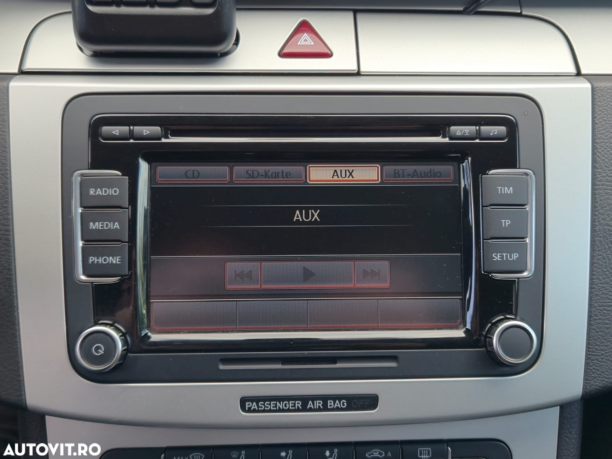 Volkswagen Passat Variant 2.0 TDI Blue TDI DSG Comfortline - 11