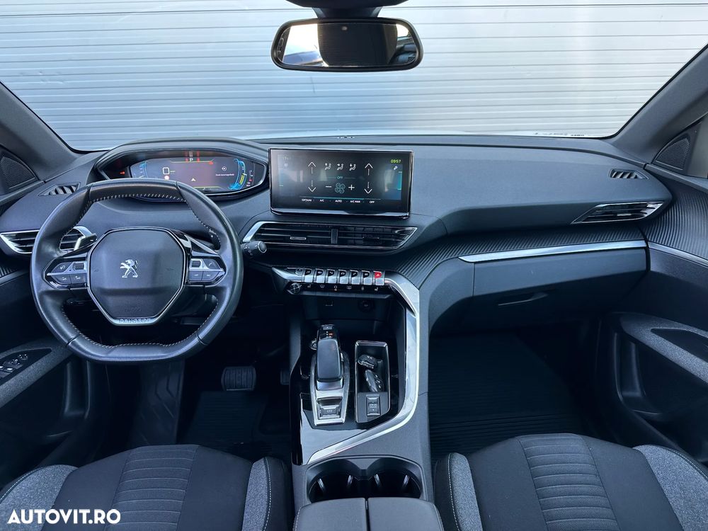 Peugeot 3008 PHEV 180 EAT8 Allure Pack - 11