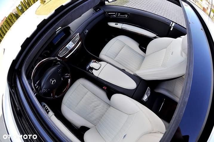 Mercedes-Benz CL - 9