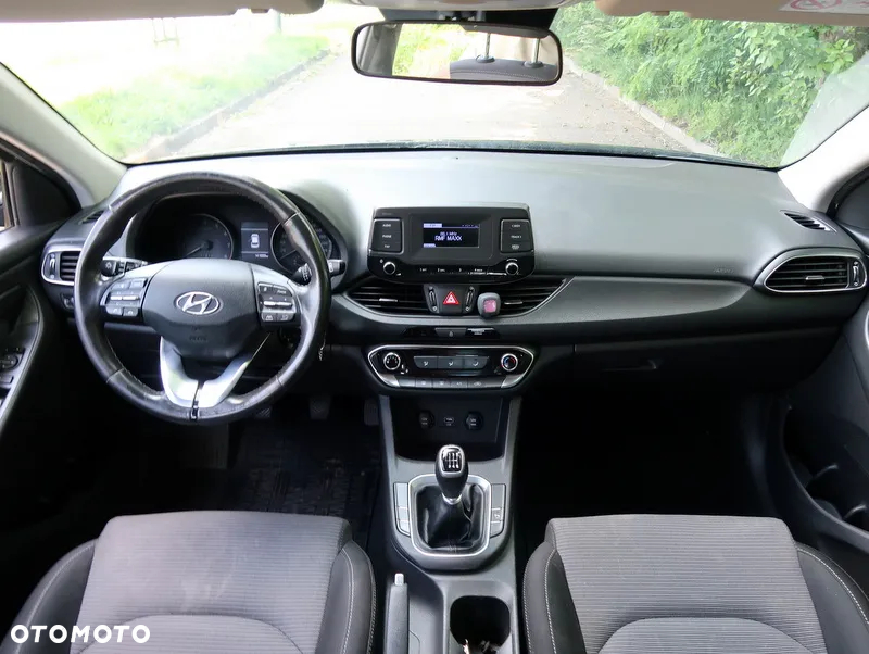 Hyundai i30 1.5 T-GDI 48V Comfort - 12