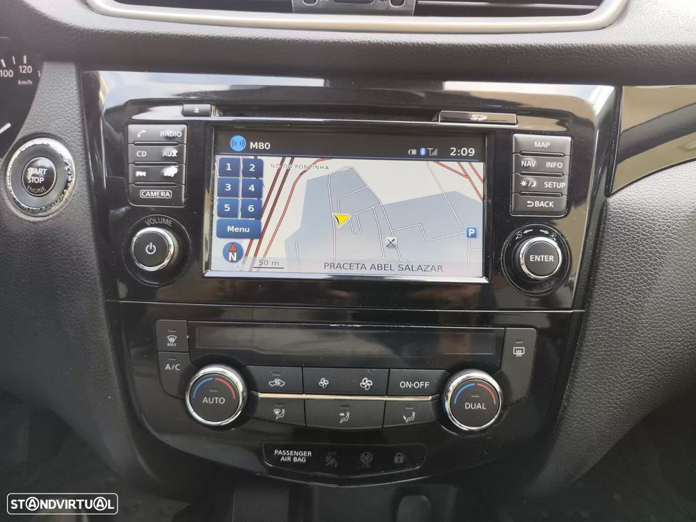 Nissan Qashqai 1.6 dCi Tekna Premium Xtronic - 37