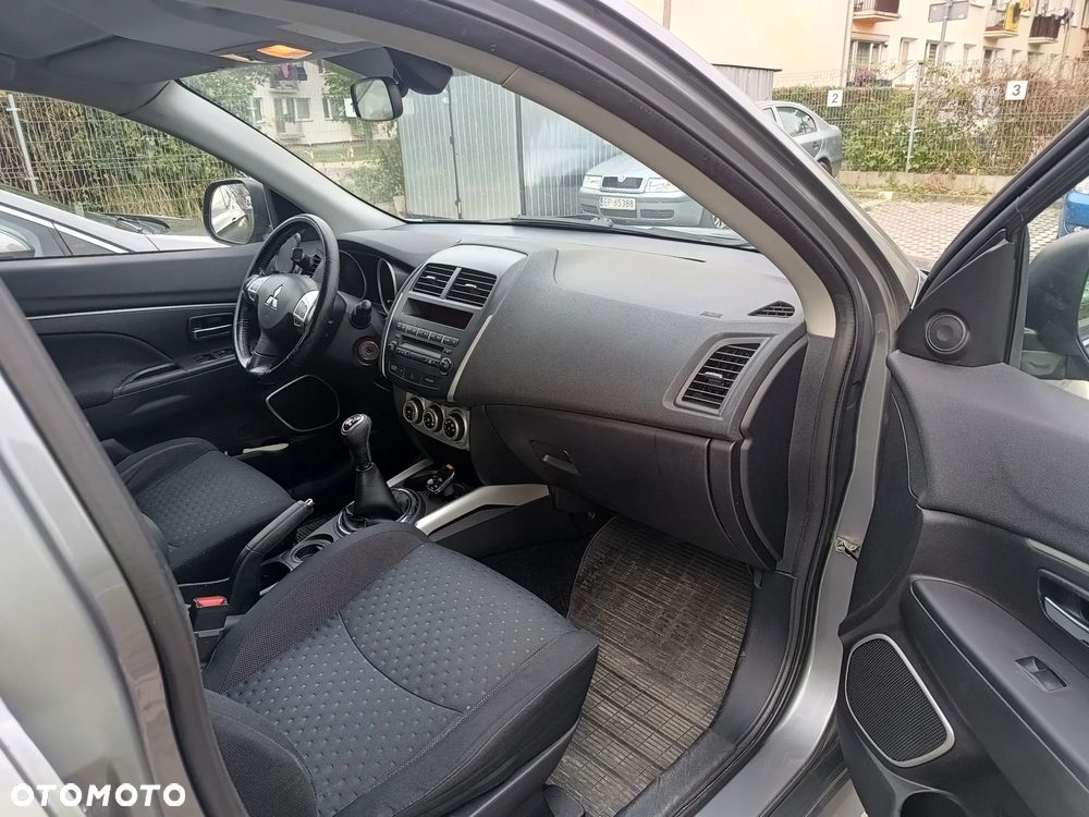 Mitsubishi ASX 1.6 Invite AS&G - 11