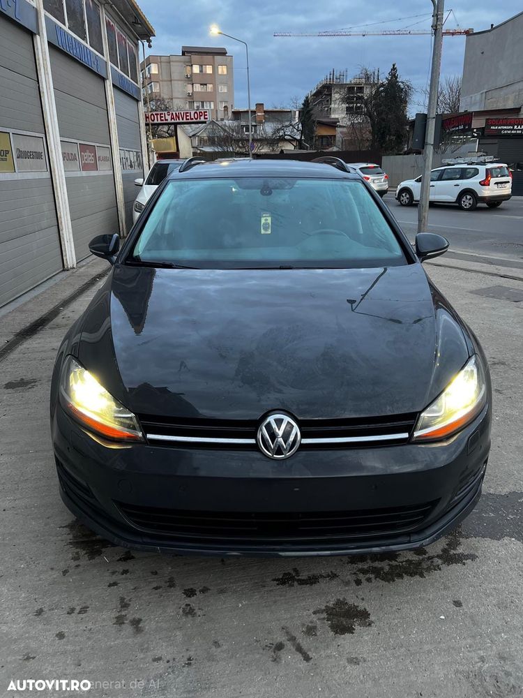 Volkswagen Golf 1.6 TDI DPF Trendline - 5