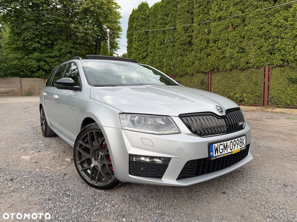 Skoda Octavia 2.0 TDI RS DSG - 1