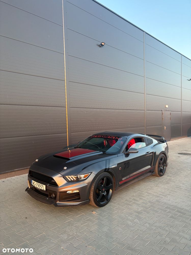 Ford Mustang - 7