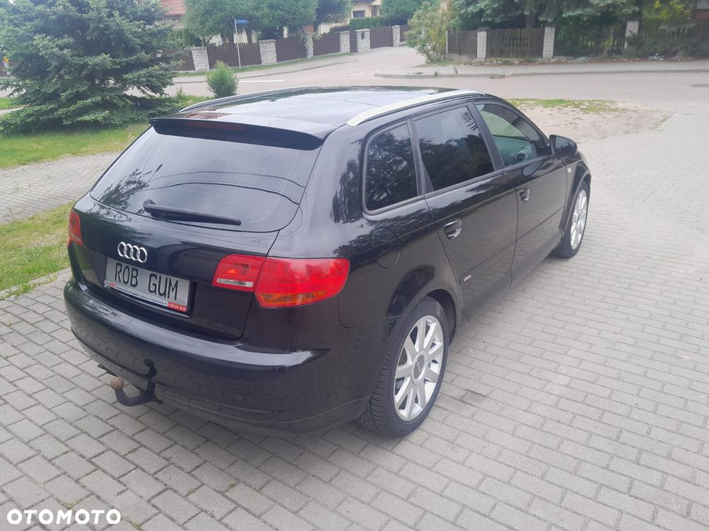 Audi A3 Sportback 2.0 TDI DPF S tronic S line Sportpaket - 5