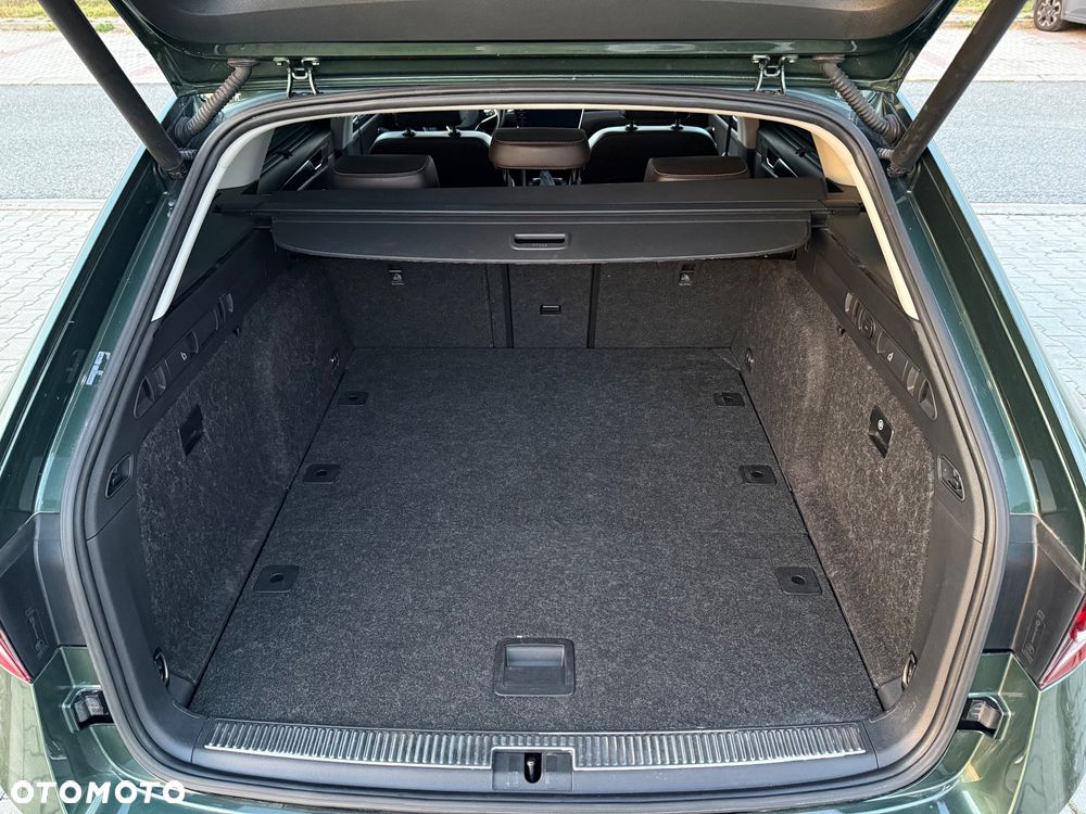 Skoda Superb 2.0 TDI 4x4 DSG L&K - 31