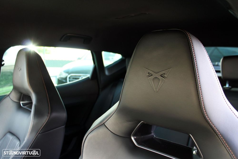 Cupra Formentor 1.4 e-Hybrid DSG VZ - 8