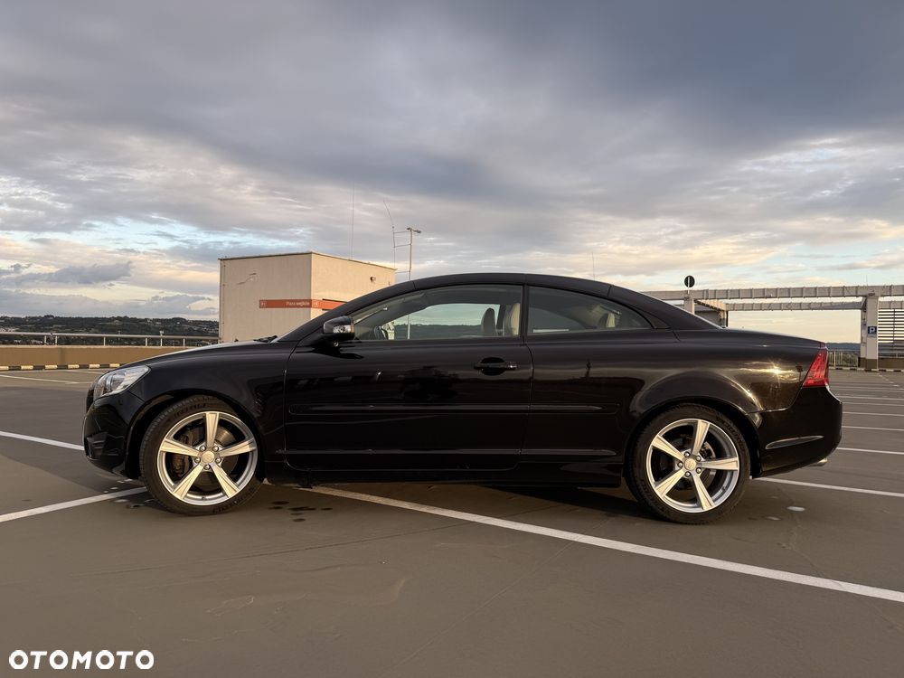 Volvo C70 T5 Summum - 3