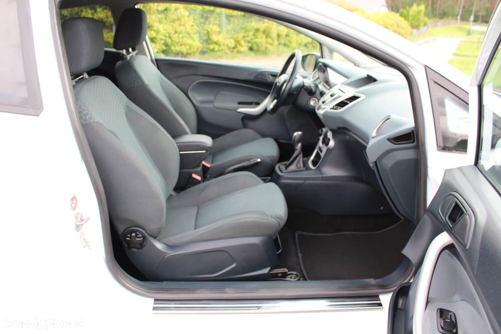 Ford Fiesta 1.6 Ti-VCT Sport - 10
