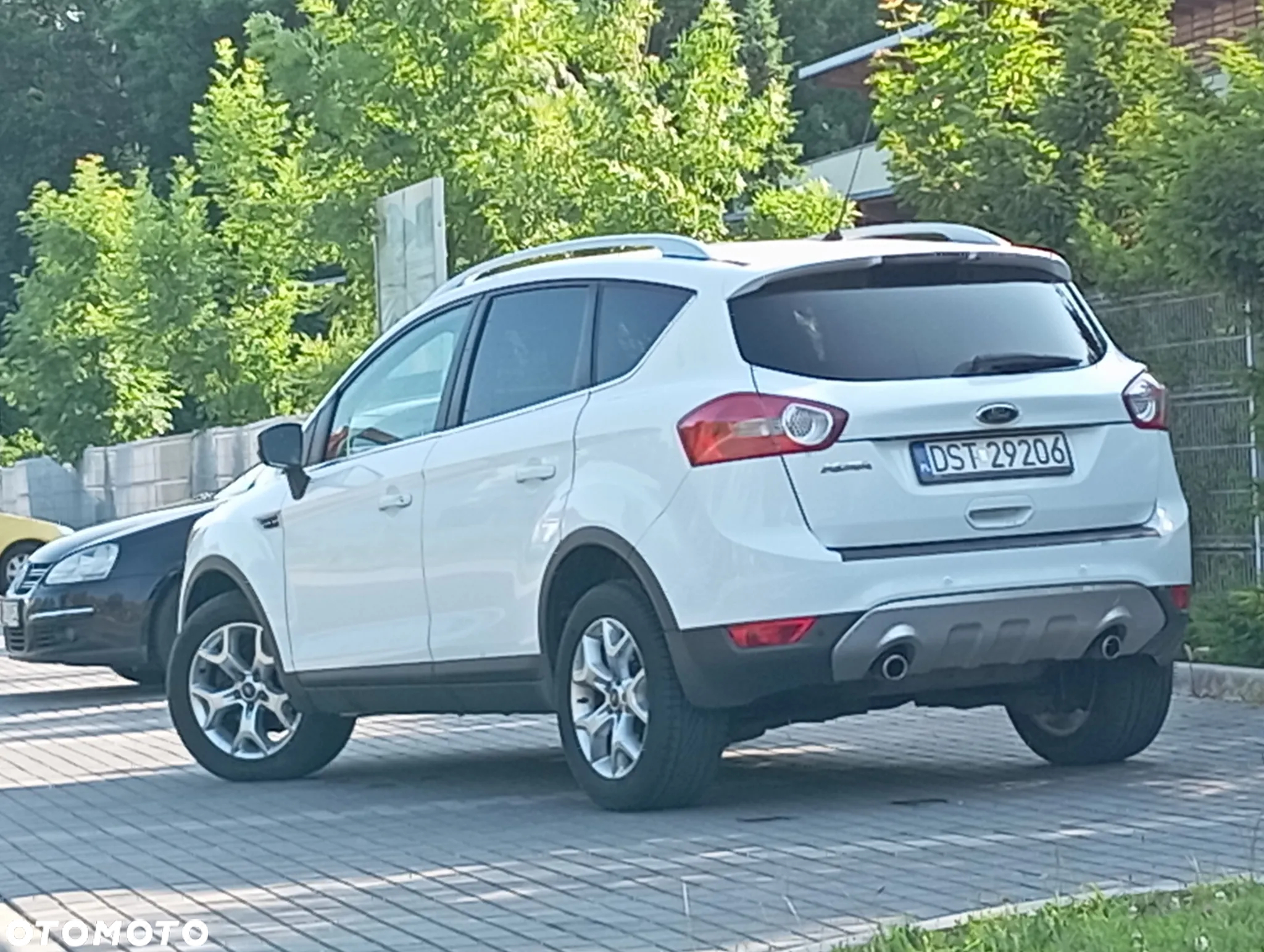Ford Kuga 2.0 TDCi 2x4 Trend - 16